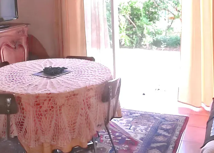 Apartment Confortable A Avec Terrasse