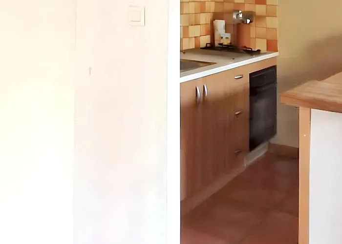 Confortable A Avec Terrasse Apartman